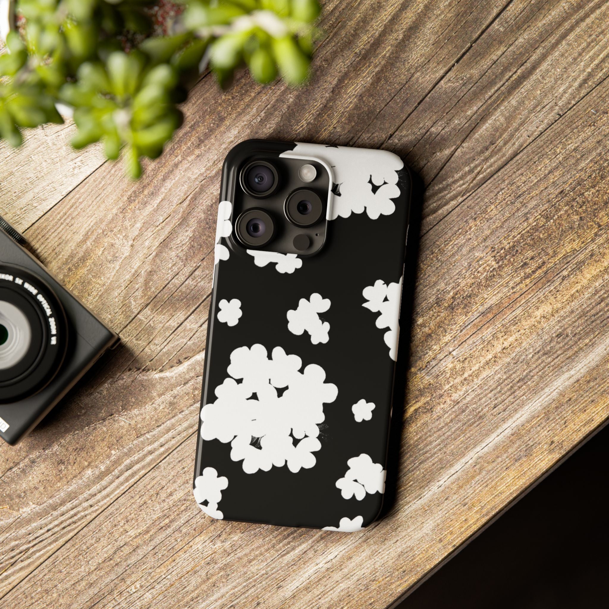 Black & White Abstract Flower Pattern Case